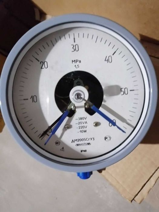 Манометр электроконтактные  ДМ2005