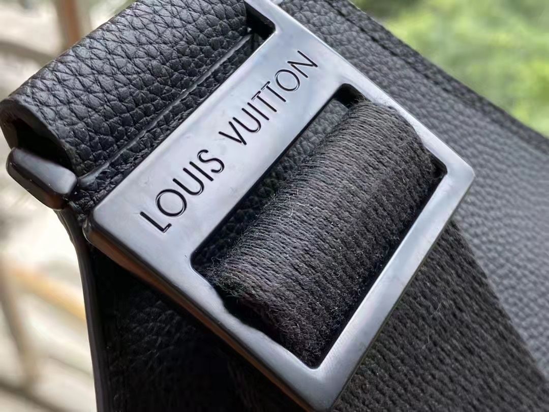 sling bag louis vuitton 57081 чанта