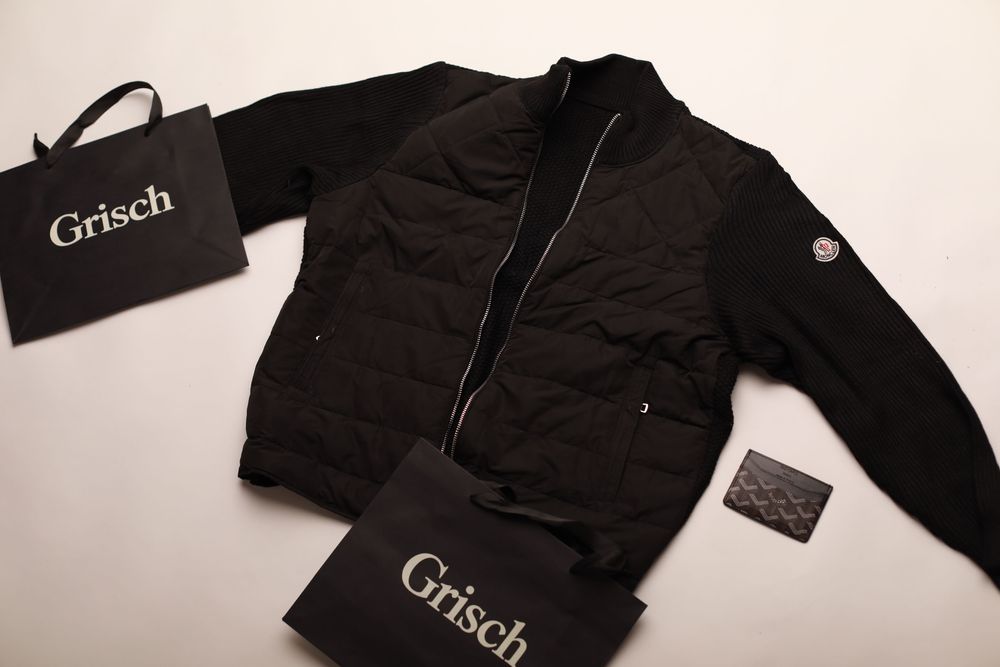 Moncler куртка черная