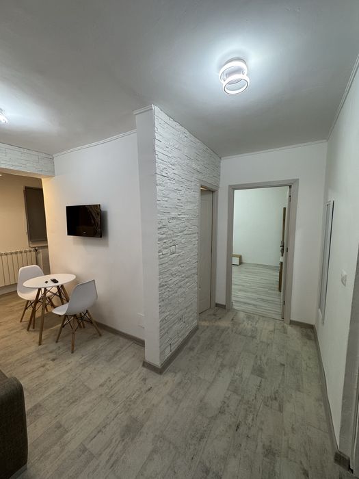 Garsoniera de inchiriat