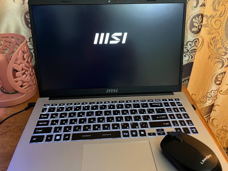 Срочно продаётся ноутбок MSI