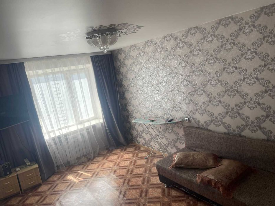 Сдам квартиру в аренду,семейным,8 мкр, центр.Рядом школа,садик, универ