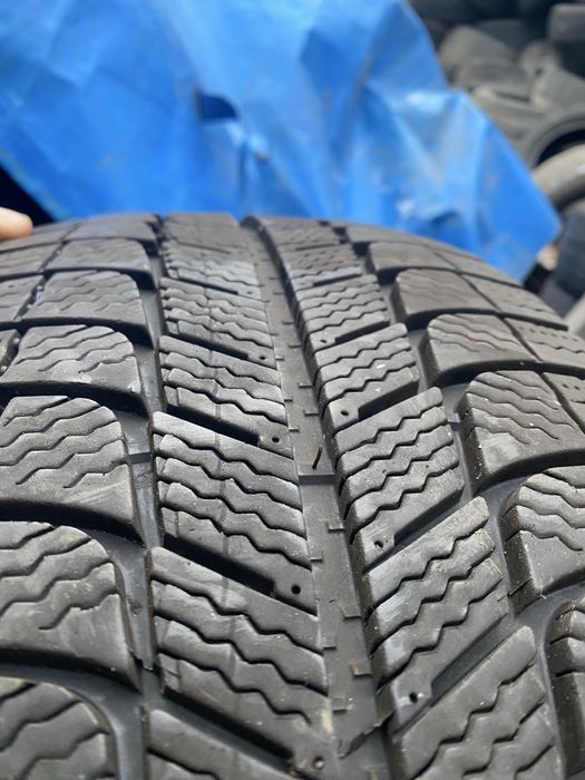2x Anvelope iarna 225 60 17 Michelin