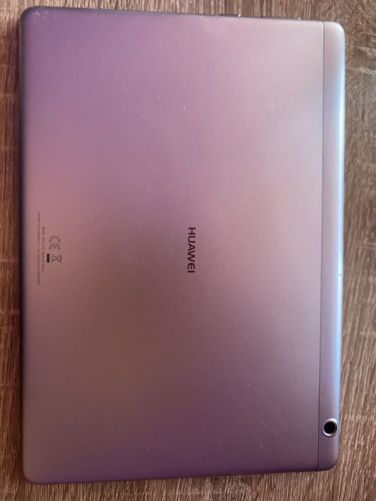 Vand tanleta huawei mediapad t3 10