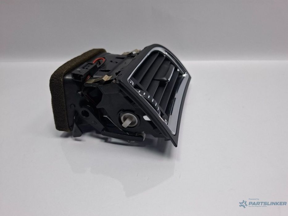 Grila aerisire dreapta SKODA SUPERB II Estate 3T5 2009 - 2015 TDI CBBB, CFGB 3T0819702