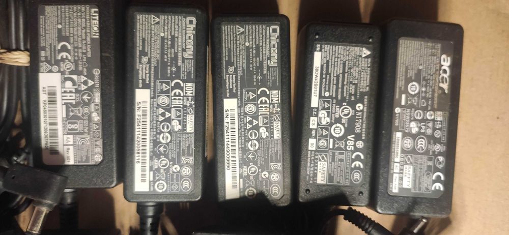 Incarcator laptop Acer 19V, Packard Bell 19v alimentator ACER original