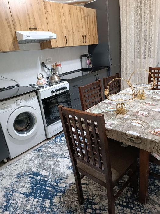 Uy sotiladi 3 hona 16 etaj