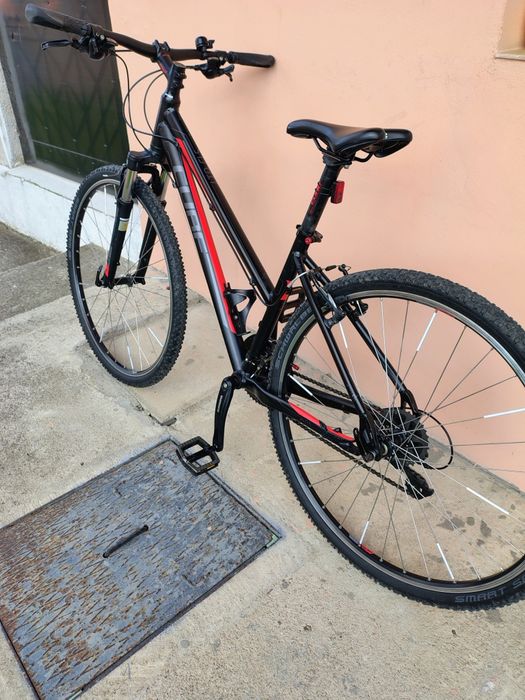 Vând bicicletă Cube Ltd Cls mărime M, roți 28, echipată Shimano