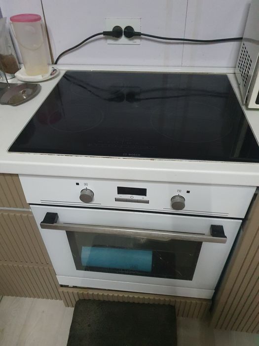 Варочные поверхность Bosh плита