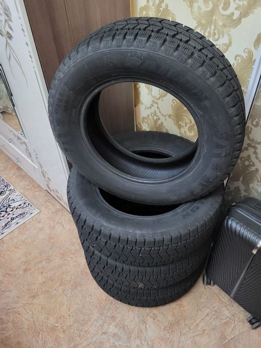 Комплект зимний шины