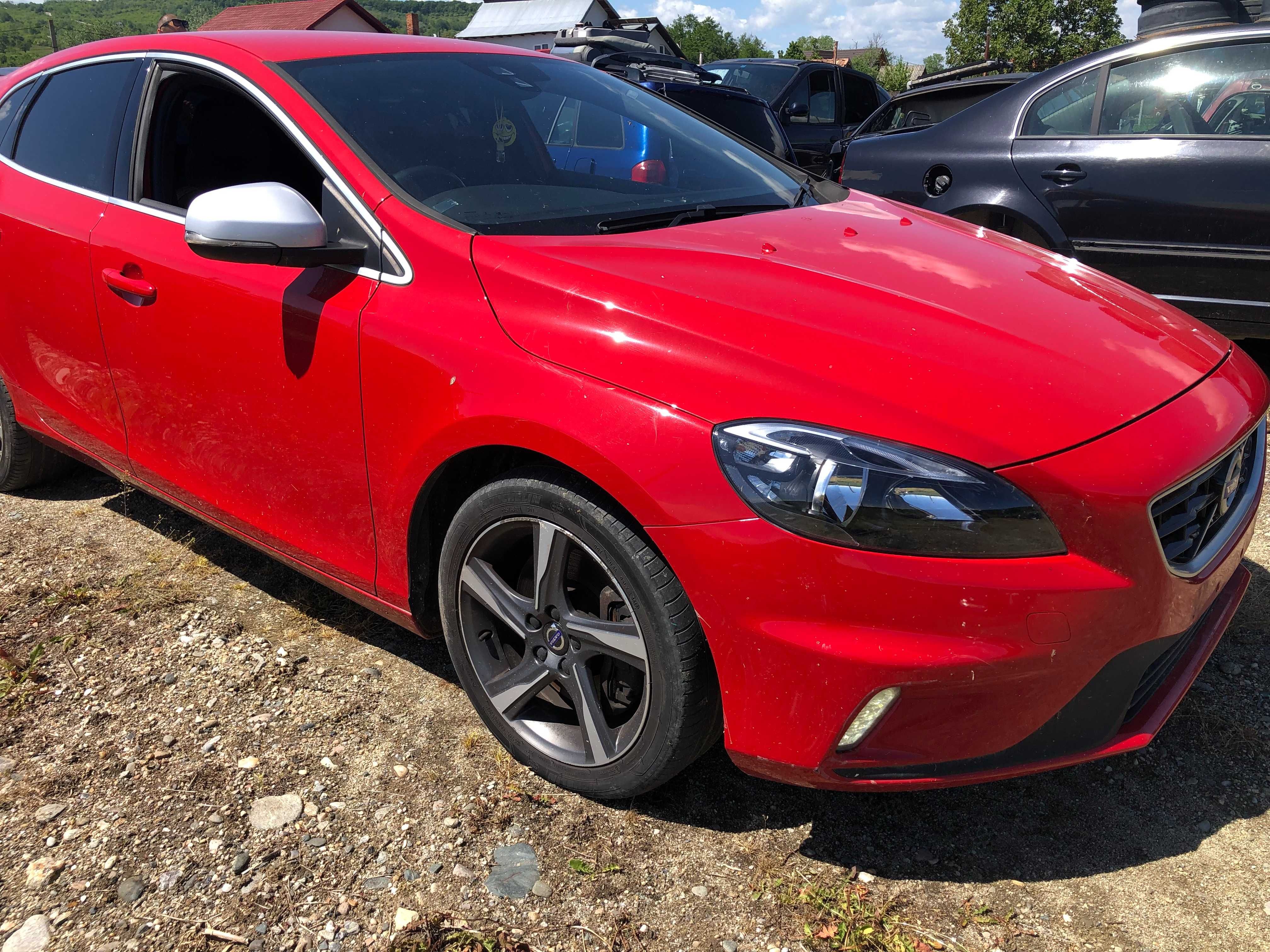 Dezmembrari dezmenbrari piese dez volvo v40 d3 2015 r design 2000 d