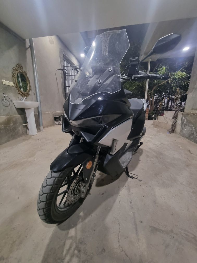 Moto,Skuter Yangi