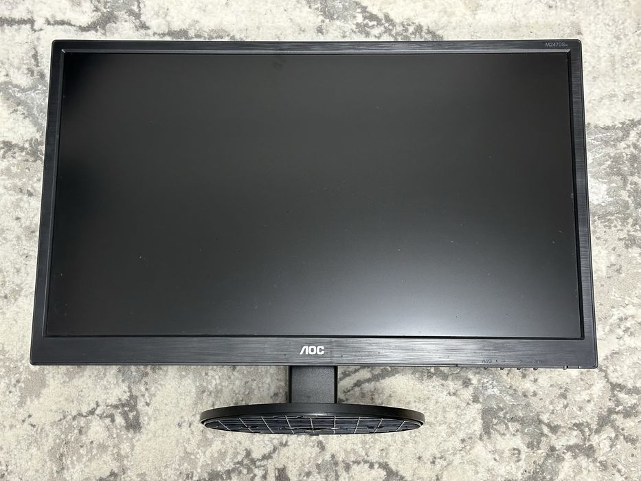 Monitor AOC 24” 60hz