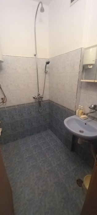 БЕЗ КОМИСИОН 100кв.м. 4-стаен апартамент център гр.Варна