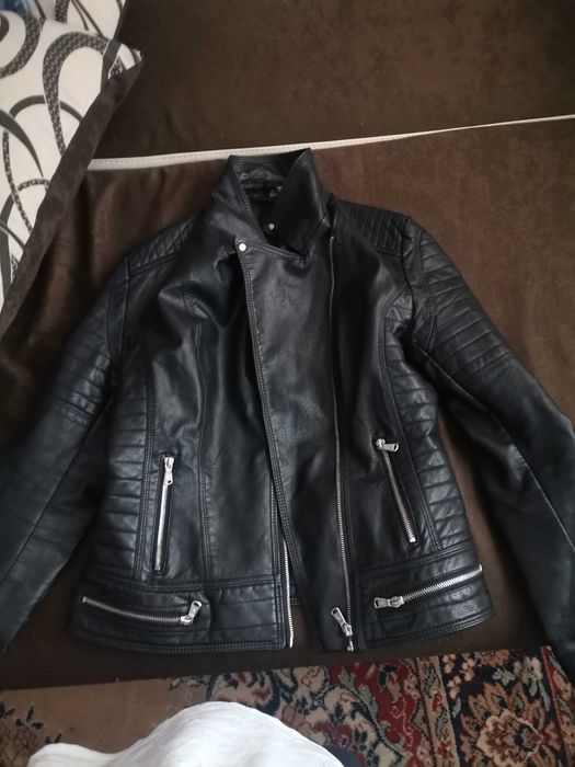 Дамско кожено яке размер М