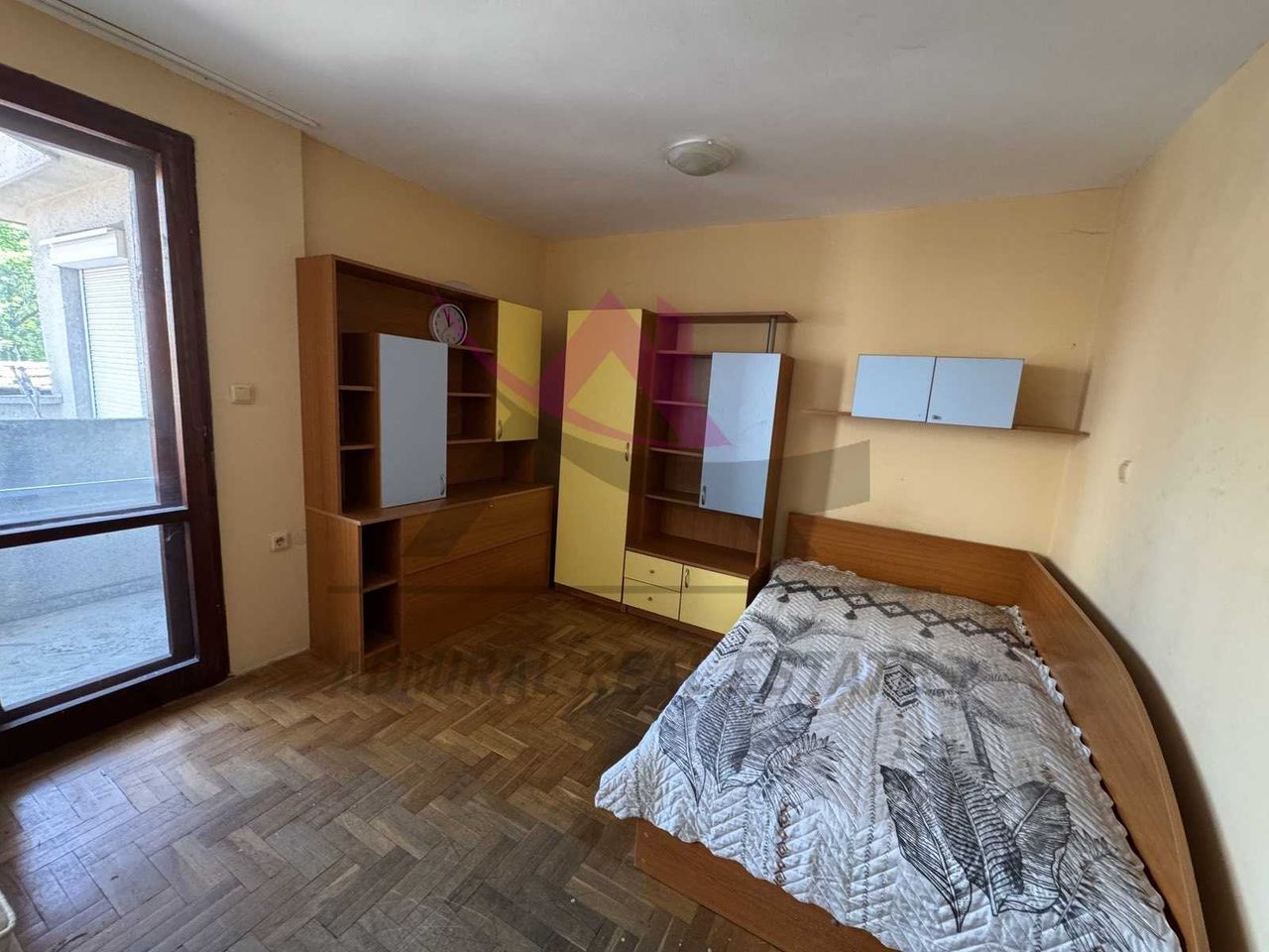 Дава се под наем Двустаен апартамент в Варна, Център - 60 кв.м за 450 € - Снимка #3