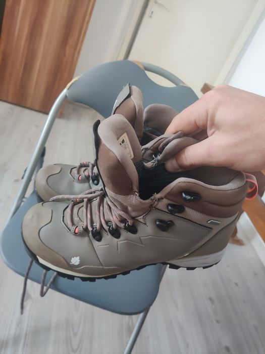 Ghete Dama Lafuma Impecabile