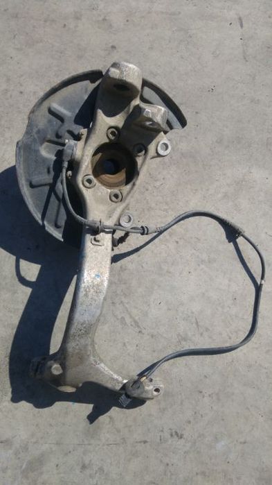 fuzeta stanga audi a4 b6 8e0407241b