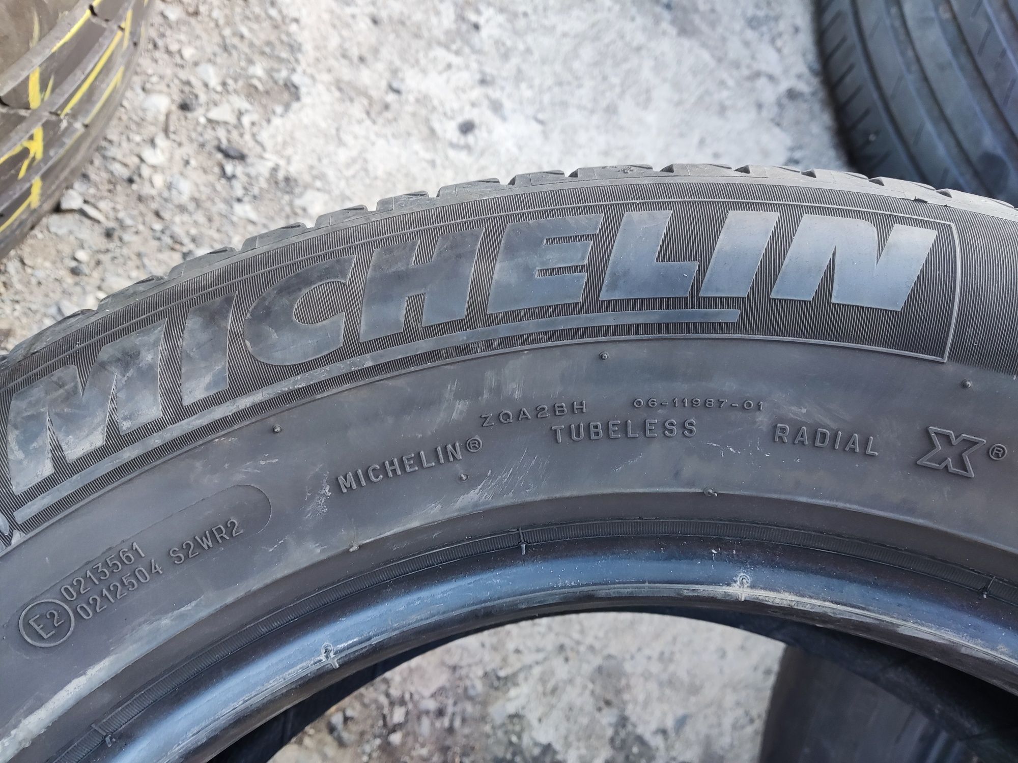 215/65/17 Michelin
