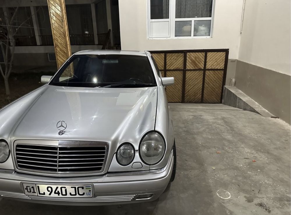 Срочно продам w210