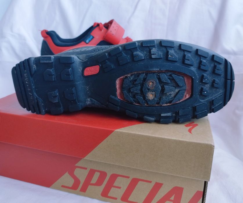 Pantofi pentru ciclism SPECIALIZED RIME 1.0 Mtb - Red, marimea 40.