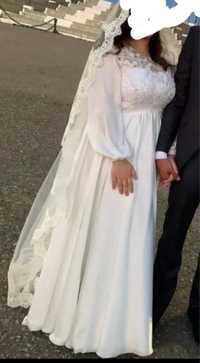 Продам шикарное свадебное платье , индидидуальный пошив