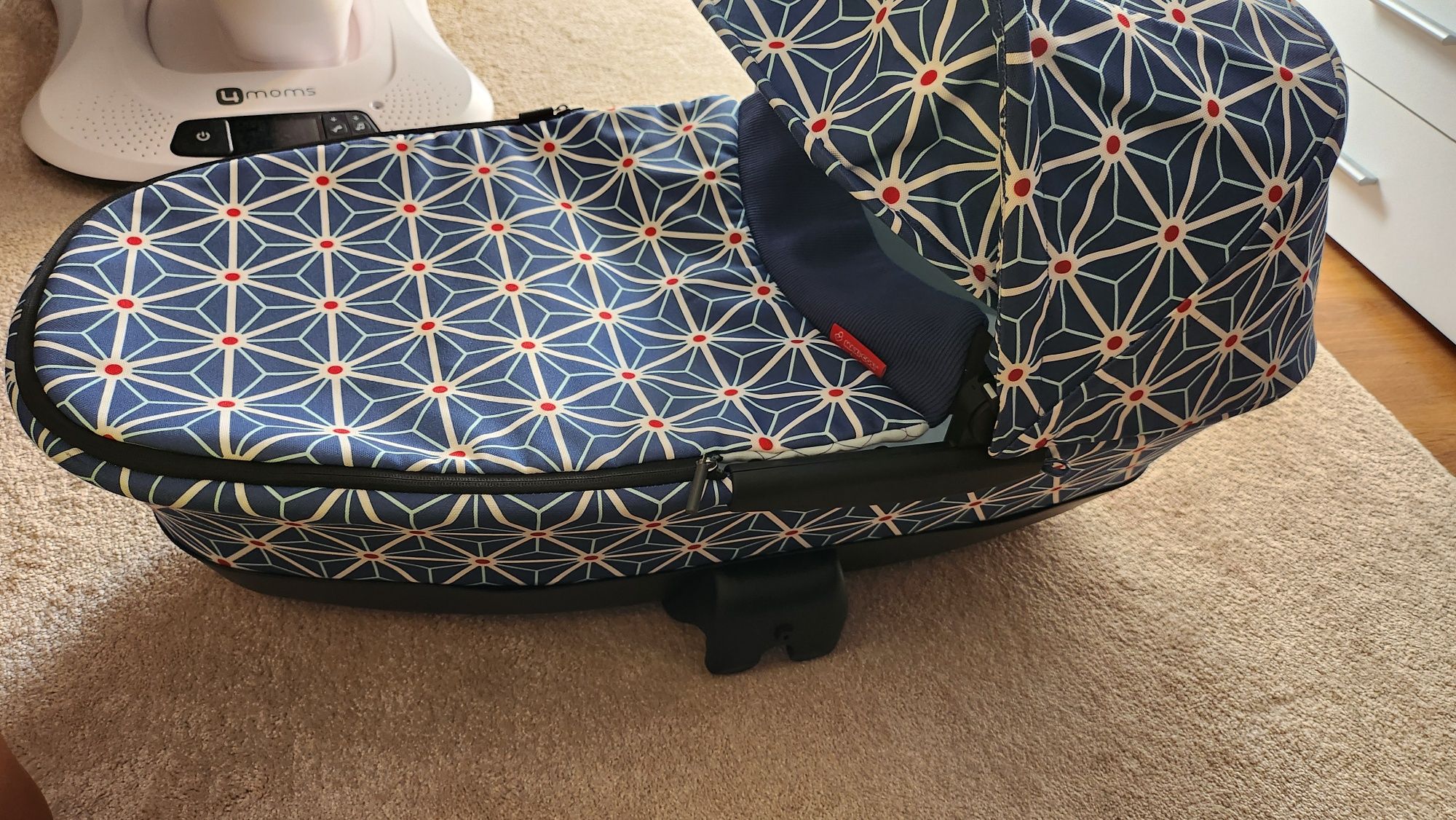 Бебешки кош Maxi cosi