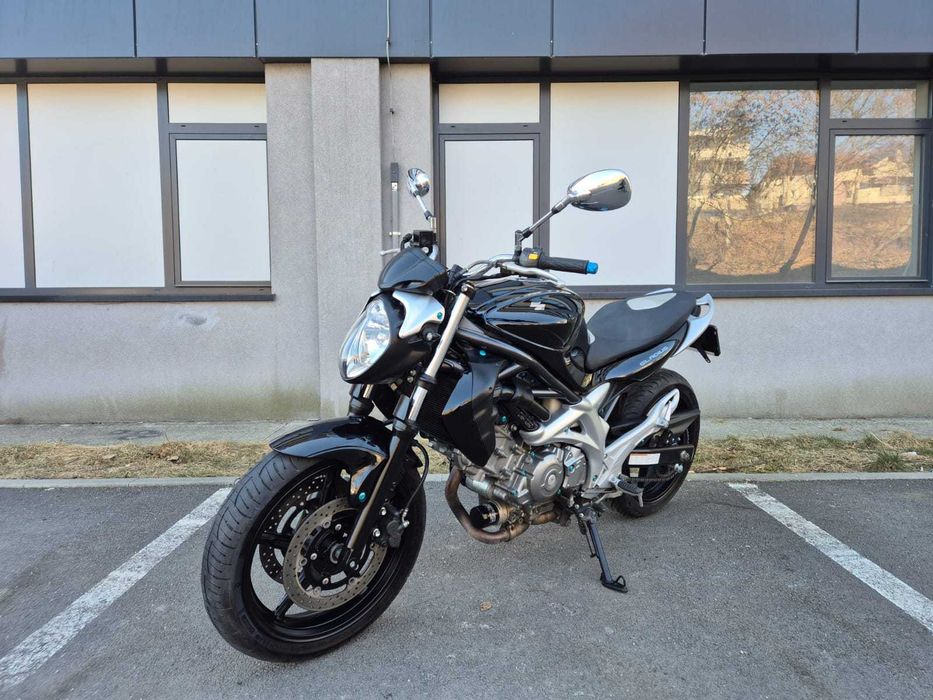 Suzuki Gladius 650 ~ Garantie 12 luni ~ Rate ~