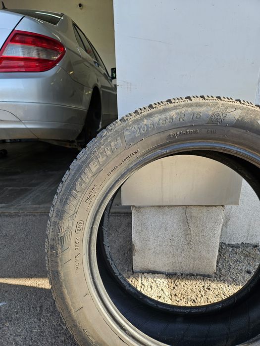 4 Зимни гуми 205/55 R16 Michelin ДОТ 2819