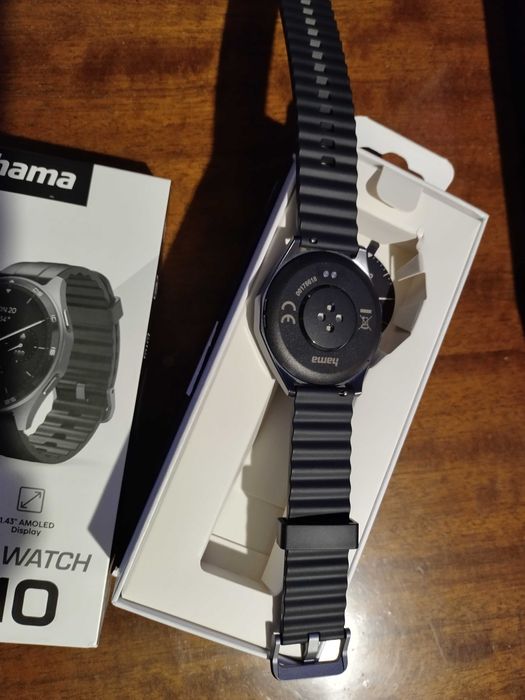 смарт часовник HAMA 7010 чисто нов