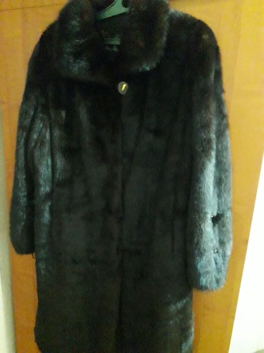 Продам норковую шубу