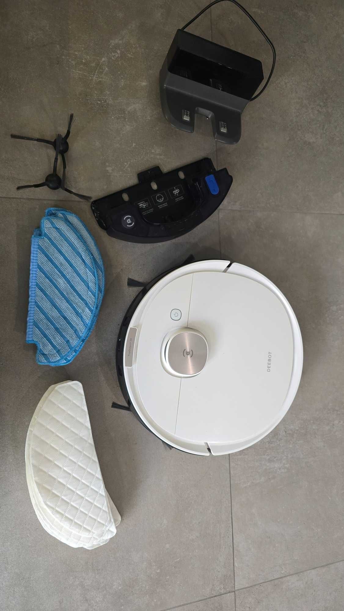Робот прахосмукачка/моп Ecovacs Deebot Ozmo T8