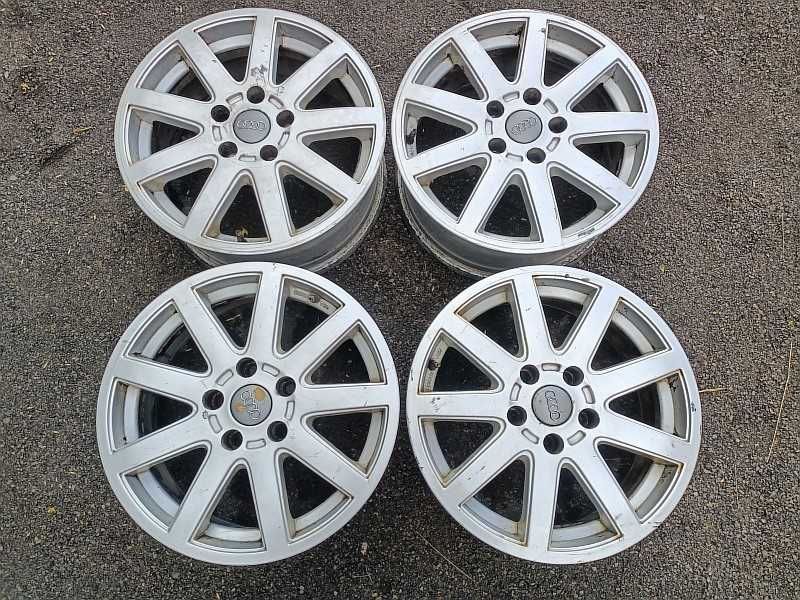 Продам оригинальные легкосплавные диски на автомашину Audi.