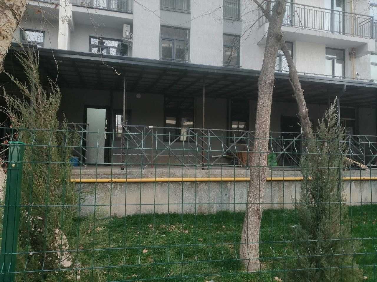 Yunusobod-13 da katta terrasali hali hech kim turmagan kvartira ijara