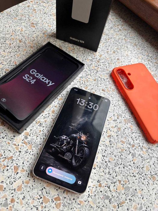 Samsung S24 как новый