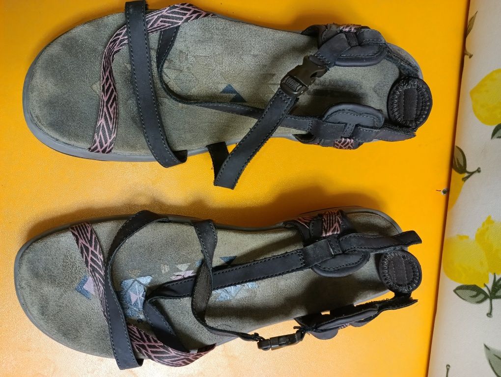 Skechers N 38,5 сандали - 19 лв