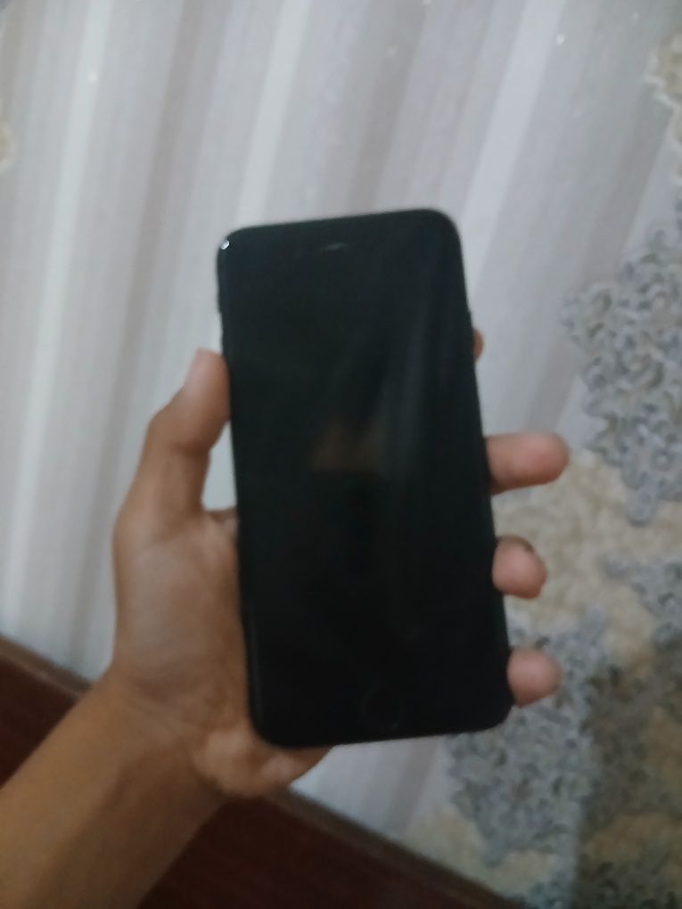 Iphone 7 sotiladi