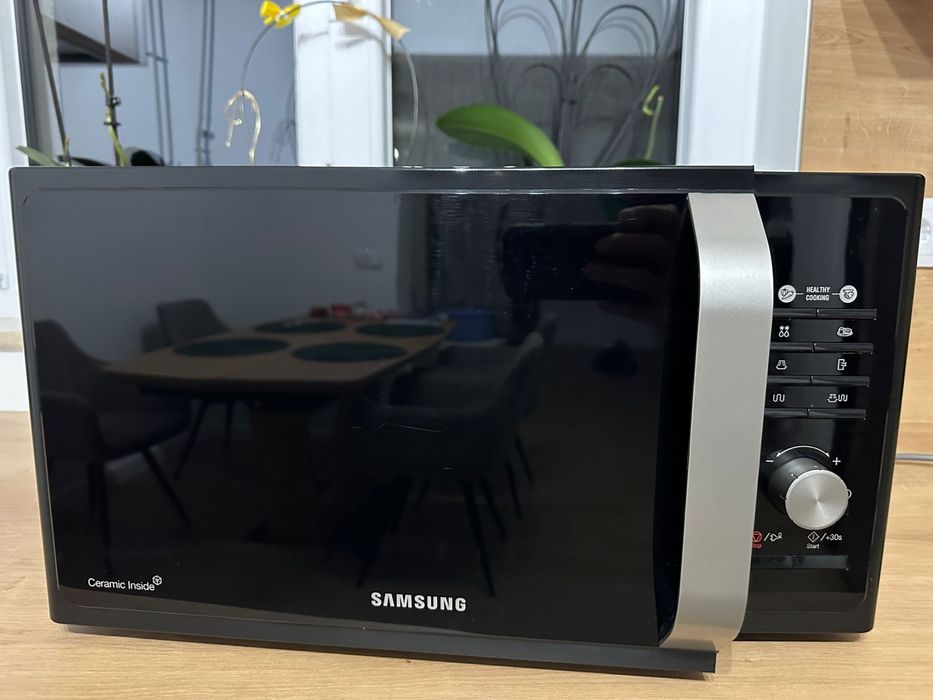 Cuptor cu microunde Samsung