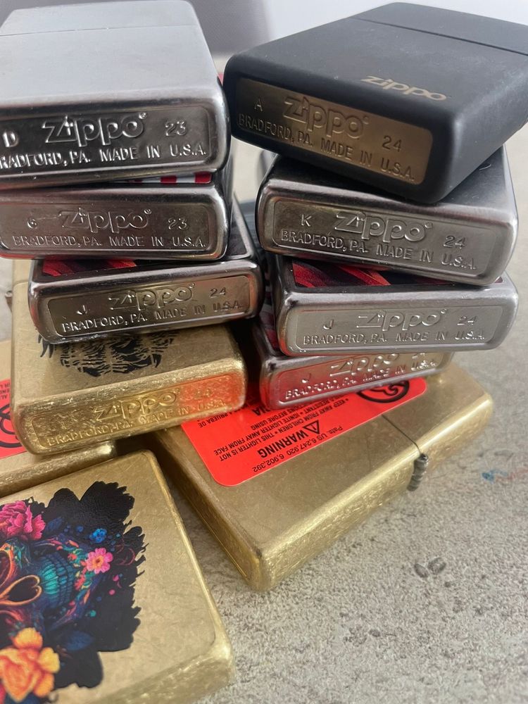 Vând brichete Zippo noi ,originale , sigilate , achiziție SUA