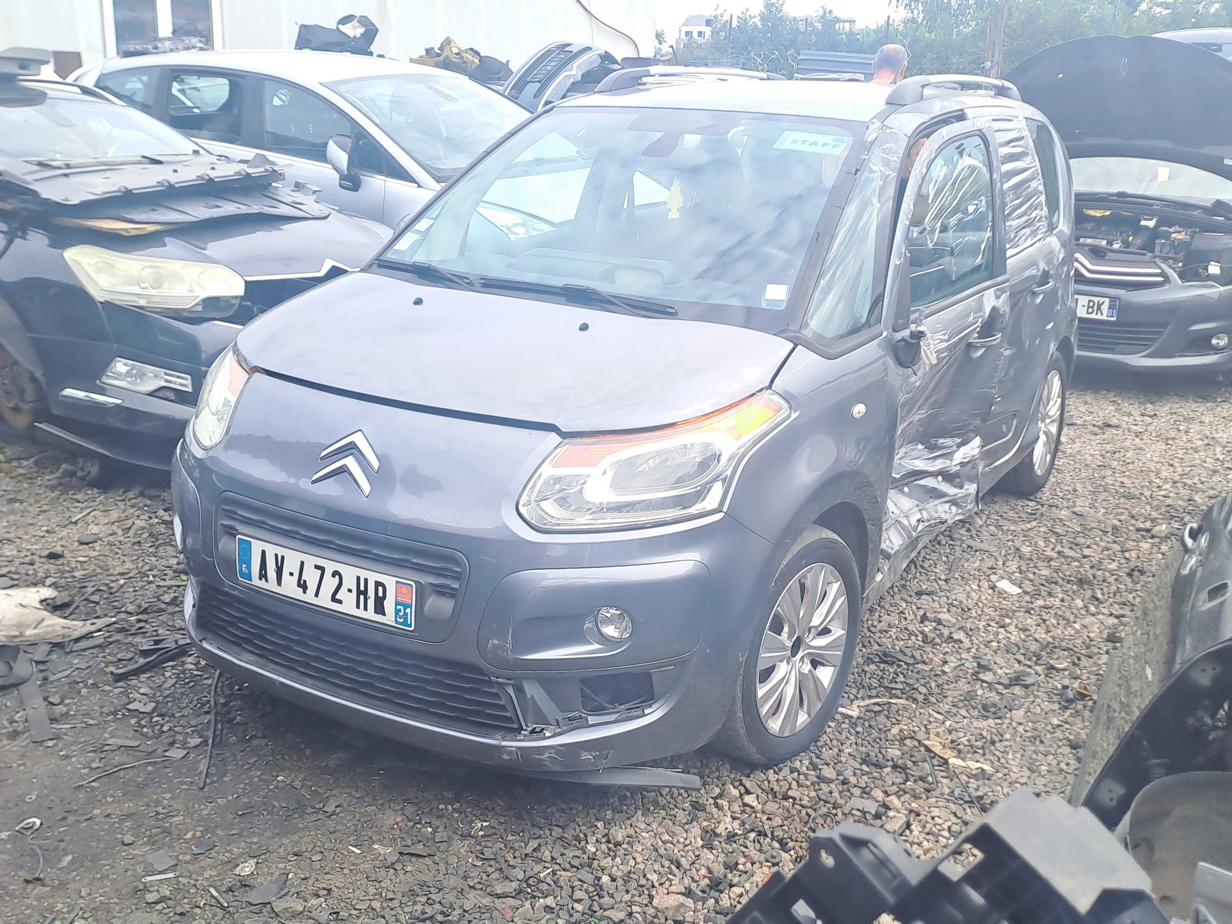 Citroen C3 Picasso 1.6HDI 90кс 16V на части