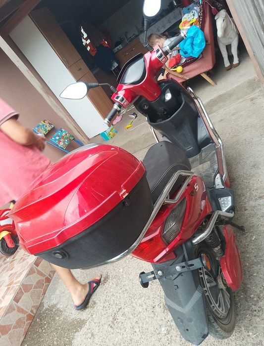 Vând scuter electric fara permis ECO RIDER MX PLUS preț 1700 lei