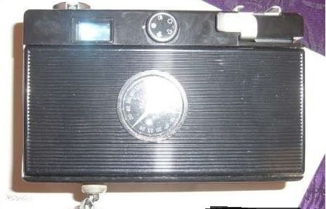 Продавам ретро фотоапарат Вилиа - Vilia
