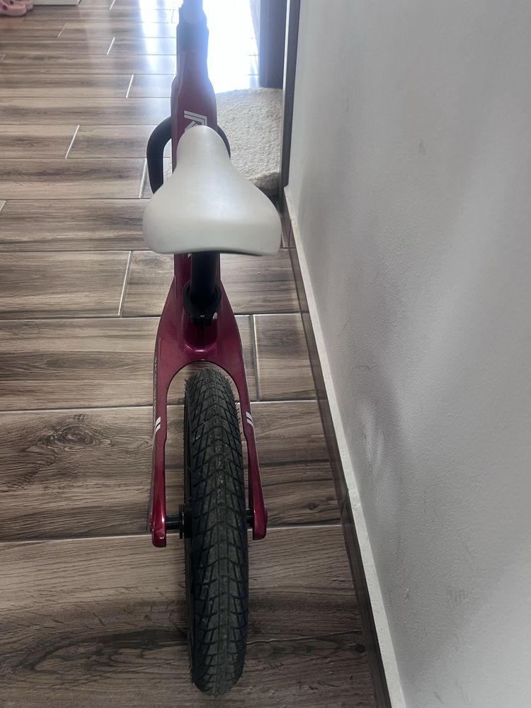 Баланс колело Racer byQplay