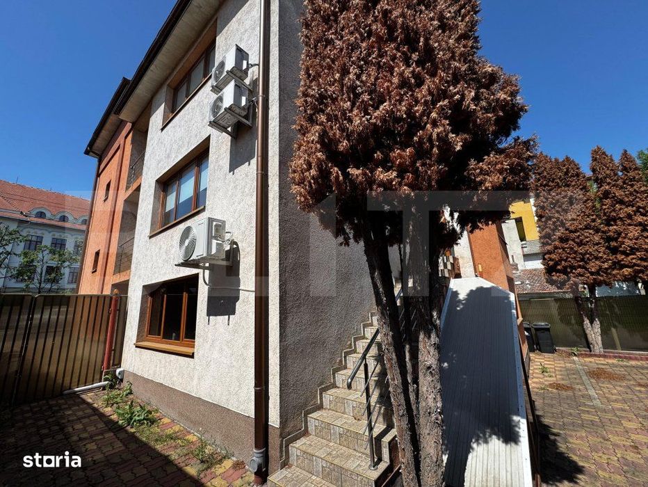 Sediu firma / Birouri de vanzare P+2E, 254 mp, zona ultracentrala Alba