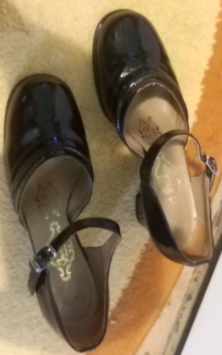 Pantofi negri piele nr.40,5 cm