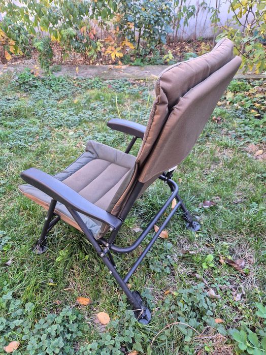 Шаранджийски стол JRC DEFENDER