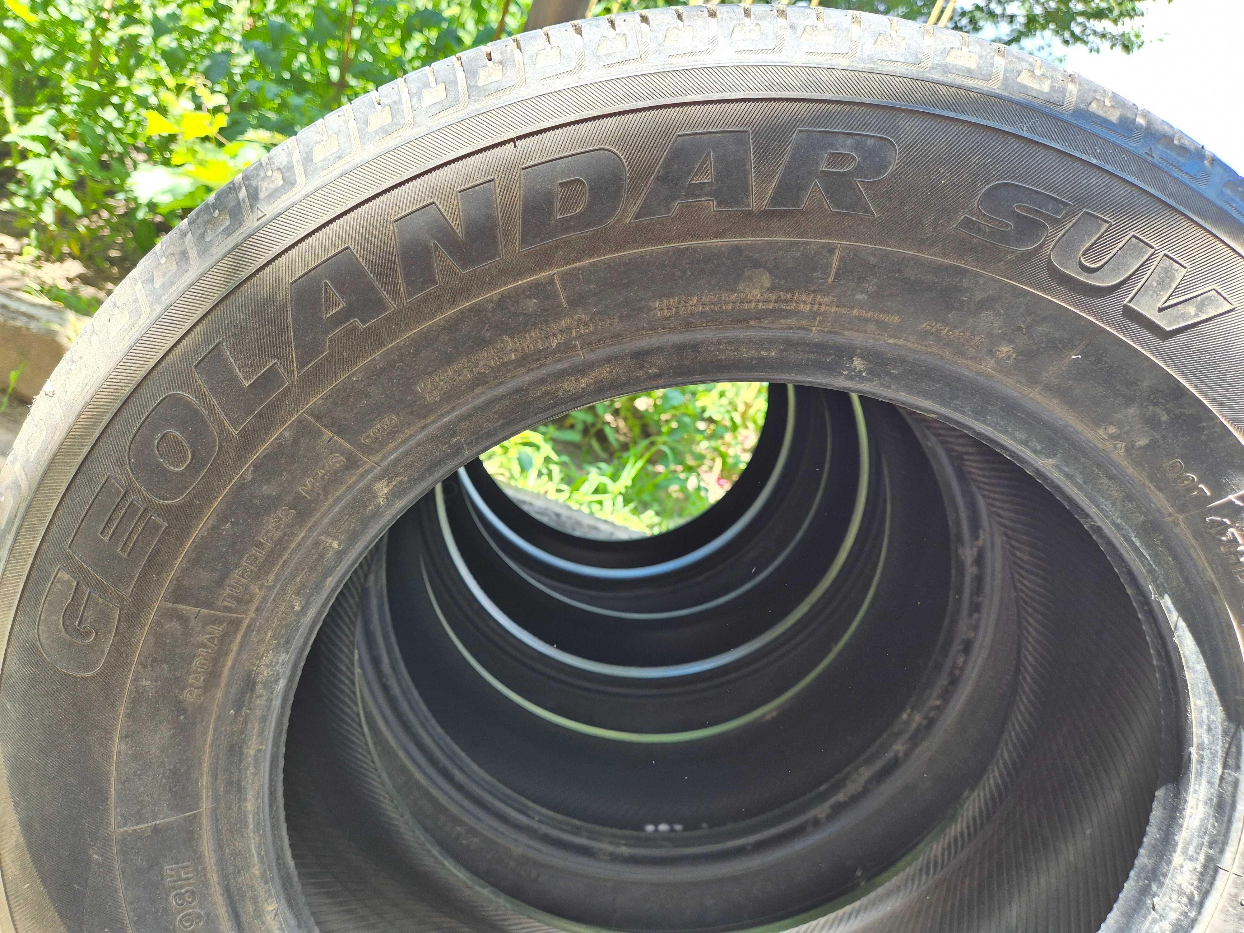 Продавам гуми Yokohama GEOLANDAR SUV