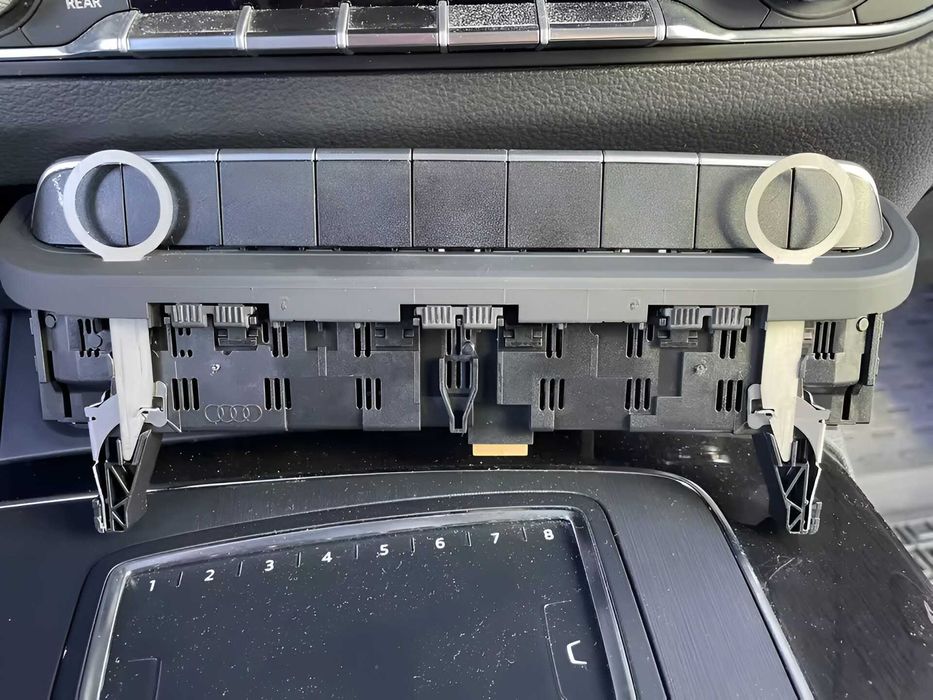 Модул за Изключване на Start Stop Системата на  Audi A4 и A5 B8, Q5 8R