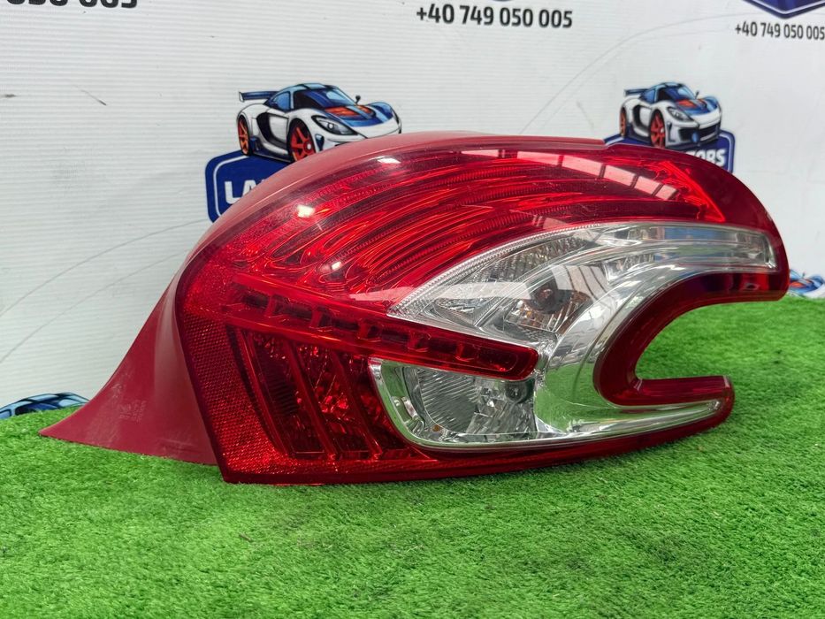 STOP TRIPLA ARIPA DREAPTA PEUGEOT 208 2015 1.0 BENZINA / BERLINA 3 USI COD OEM 9672628380-03 9672628380 2012-2019