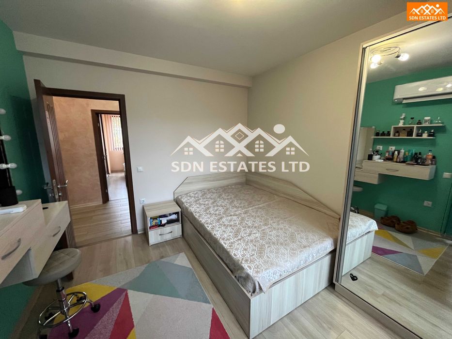 Продава прекрасен напълно обзаведен апартамент с три спални до Лидл